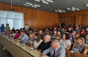 Четвърто издание на Националния конкурс „Нестандартен учител“ събра 120 креативни преподаватели в Бургас
