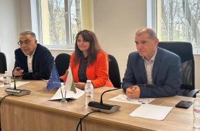 Бургаският държавен университет и фирма „Промет Стиил“ ЕАД се договориха за обучение на кадри, нужни на бизнеса