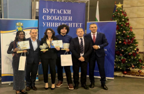 Две възпитанички от Бургаския държавен университет станаха носителки на приза „Студент на годината“