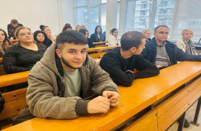 Центърът за професионално обучение към БДУ стартира петия курс за обучение на парамедици