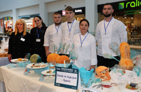 Колежът по туризъм към БДУ взе престижна награда на кулинарния фестивал „Да споделим Никулден“ във Варна