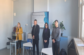 Преподаватели и студент от БДУ се срещнаха с ученици от Търговската гимназия в рамките на кандидатстудентската кампания