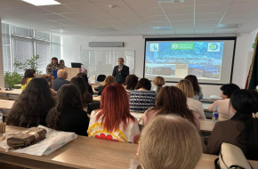 БДУ бе домакин на Четвъртия национален студентски форум по повод Международния ден на акушерката